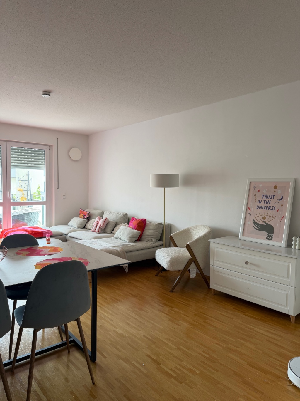 traumhafte möblierte 2-Zimmerwohnung mit Balkon im Bismarkviertel – Alpenstr., 86159 Augsburg Antonsviertel – Vorschaubild 2
