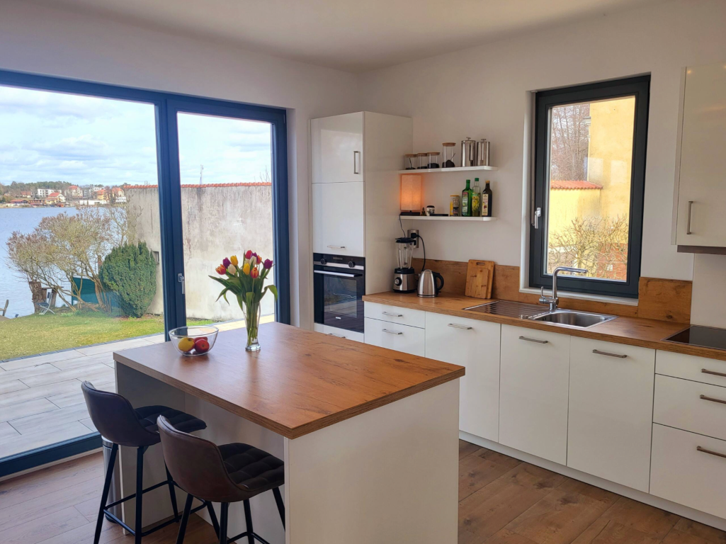 House Fangschleuse Werlseestraße - Wohnküche mit Kücheninsel
