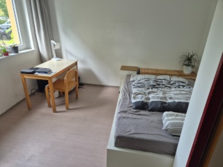 Anzeigenbild: Möbliertes 2er-WG-Zimmer (Studentenwohnheim) in Jena-Lobeda zur Zwischenmiete
