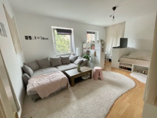 Anzeigenbild: Großes möbliertes Zimmer in toller Lage🌞