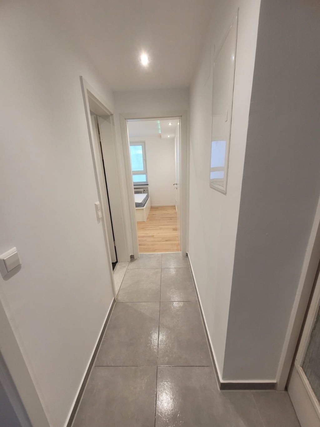 Zimmer in 5er-WG zu vermieten – 465 € warm – Silberburg str 41, 70176 Stuttgart Mitte – Vorschaubild 3