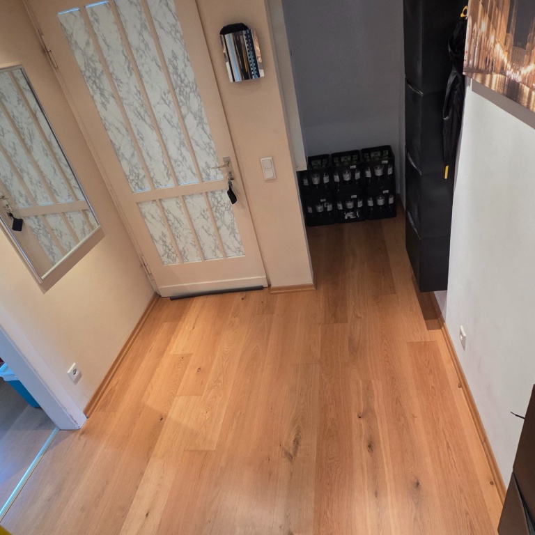 Habitación en WG Münster Mauritz Propsteistraße - Flur links Zimmer, re hts Badezimmer