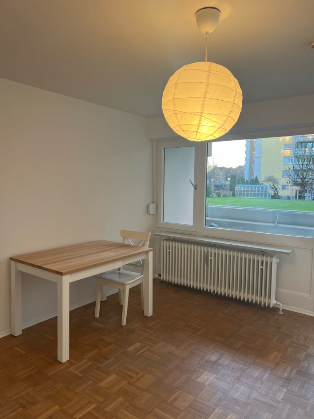 1-Zimmer-Wohnung Laim Friedenheimerstraße - Wohn-/Schlafzimmer mit Balkon