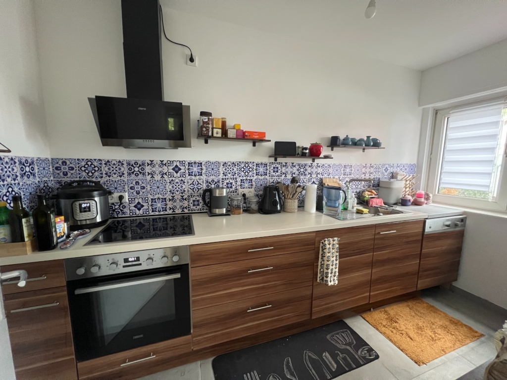 Schönes voll möblierte Wohnung mit großem balkon zur untervermietung – Heidelberger Landstraße 101, 64297 Darmstadt Darmstadt – Vorschaubild 4