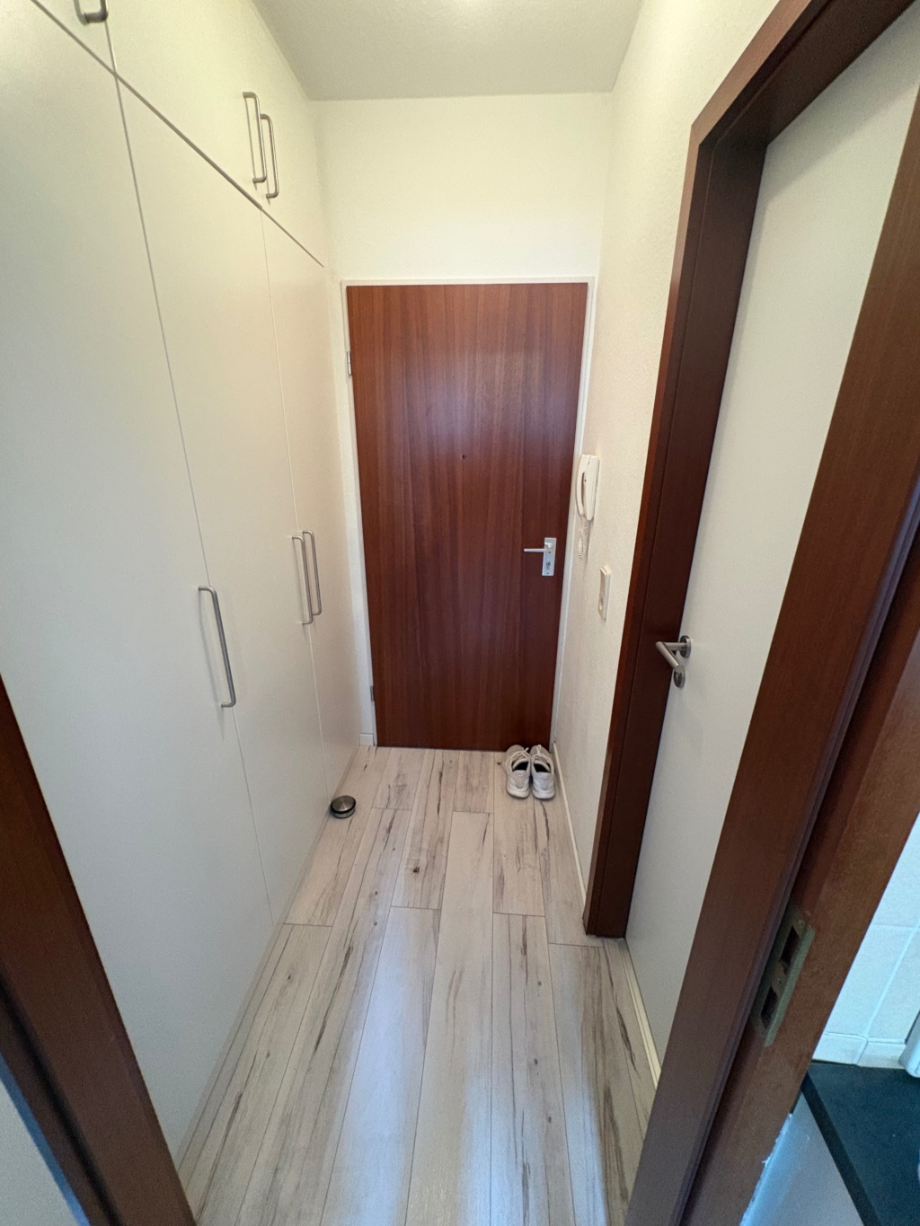 Saniertes, ruhiges 1-Zimmer-Apartment mit TG-Stellplatz — Uni-nah, Bonn-Auerberg, perfekt für Studenten! – Kölnstraße, 53117 Bonn Auerberg – Vorschaubild 5