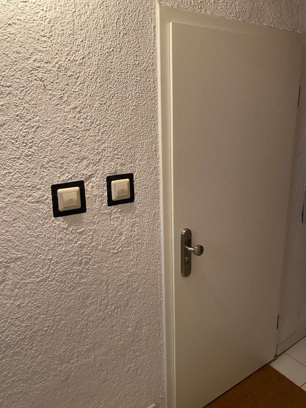 Helle 2-Zimmer-Wohnung mit Küche, Stuttgart – von privat – Wohnen im Grünen, in der Stadt! Hochwertig saniert, mit Einbauküche, Echtholzparkett, Tageslichtbad | Hochwertige und umfangreiche Ausstattung – Im Degen 36, 70327 Stuttgart Wangen – Vorschaubild 18