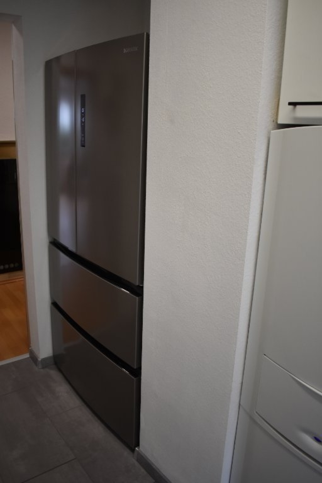 WG-Zimmer Ost Werderstraße 34 - French Door Kühlschrank