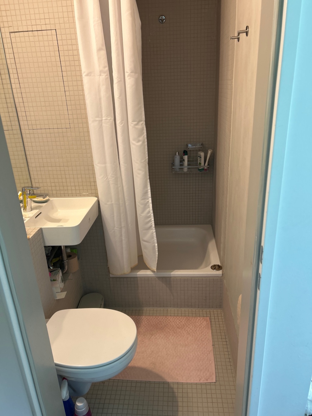 Private room with bathroom in a dorm in Studentenstadt – Willi-Graf-Straße 5, 80805 München Schwabing-Freimann – Vorschaubild 3