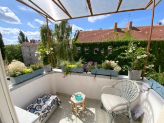 Sublet short term - Sunny 2 room apartment with 2 balconies — photo 1