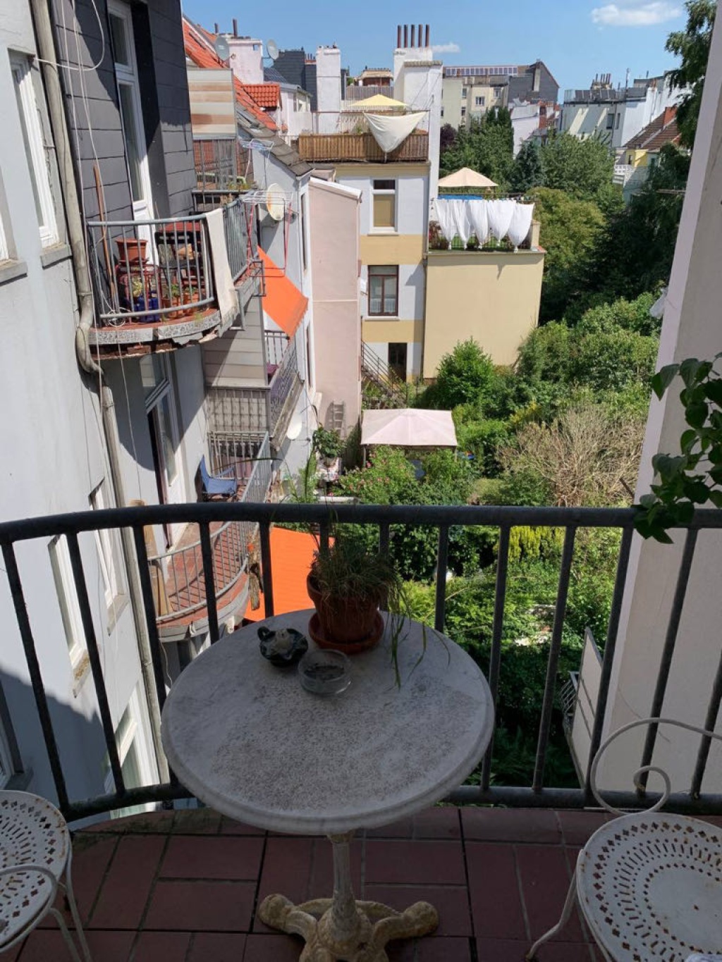 WG-Zimmer Alte Neustadt Donaustraße - Balkon