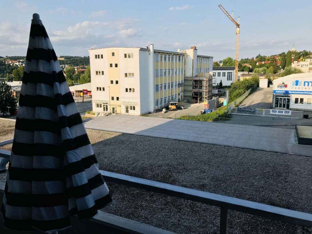 Passau Schönes 1 Zimmer Appartement Voll möbliert mit Balkon und seperater Küche - Neu renoviert - Zentrale Lage – Spitalhofstr 73, 94032 Passau Haidenhof-Nord – Vorschaubild 17