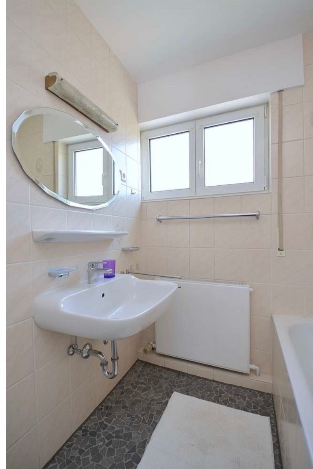 Helle 3er-WG-geeignete 3-Zimmer-Wohnung mit Balkon, Gartenmitnutzung & Blick ins Grüne in Stuttgart-West Kräherwald – Köllestraße 3, 70193 Stuttgart West – Vorschaubild 8