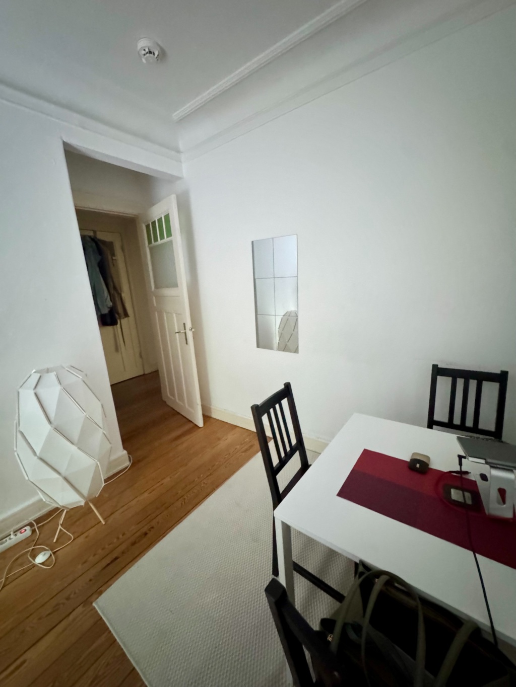 Möblierte 2-Zimmer Wohnung mit Balkon in Eimsbüttel: Untervermietung – Heussweg 108, 20255 Hamburg Eimsbüttel – Vorschaubild 3