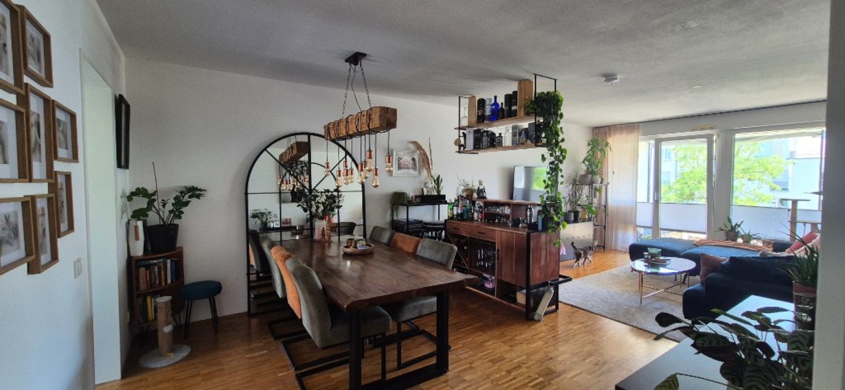 Vollmöblierte 3Z Wohnung, 92m2, 3Monate Zwischenmiet, super Lage, perfekt für Pendler