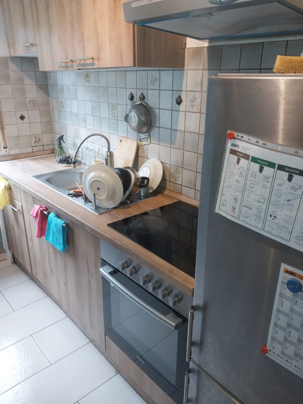 Flatshare Stammheim Korntaler Straße 115 - neue Einbauküche im EG