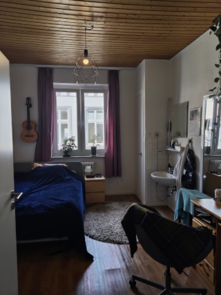 Anzeigenbild: Studenten-WG/Wohnung/Zimmer zentral in Bonn