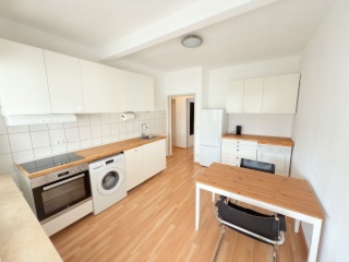 Ad image: Bonn-Zentrum: 2,5-Zimmer-Wohnung mit Terrasse & Panoramablick, 1A-Lage Fußgängerzone
