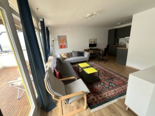 Befristet bis Ende August | Helle, möblierte Wohnung mit 22 m2 Balkon in Berlin-Friedenau — photo 1