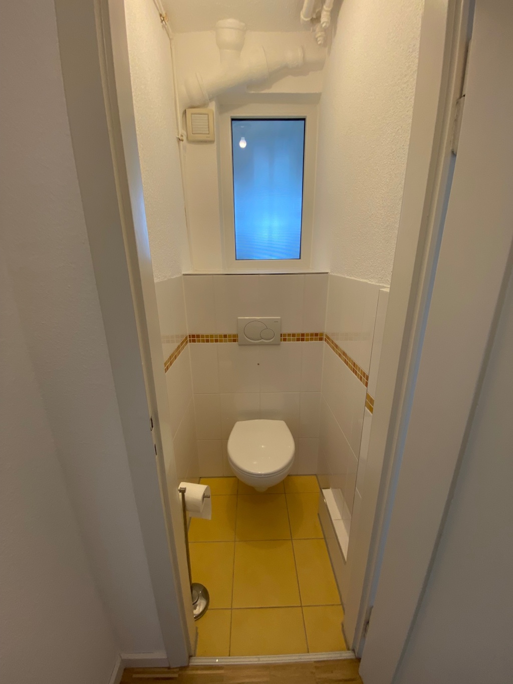 Helle 2-Zimmer-Wohnung mit Küche, Stuttgart – von privat – Wohnen im Grünen, in der Stadt! Hochwertig saniert, mit Einbauküche, Echtholzparkett, Tageslichtbad | Hochwertige und umfangreiche Ausstattung – Im Degen 36, 70327 Stuttgart Wangen – Vorschaubild 11