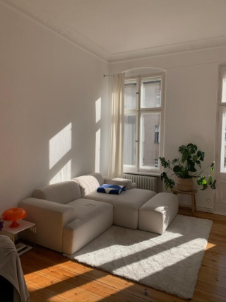 Charmante 2-Zimmer Altbauwohnung zur Zwischenmiete — photo 1