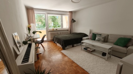Imagen del anuncio: Gemütliches Studio-Apartment in Stadtzentrum (Maxvorstadt) – Zwischenmiete Juli-August (Studio apartment in the city center – sublet for July and August)