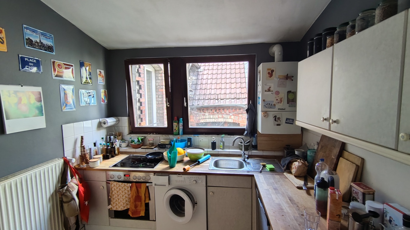 Nachmiete für helle 3-Zimmer-DG-Wohnung gesucht, Altbau, 4.OG – Adelheidstraße, 65185 Wiesbaden Mitte – Vorschaubild 11
