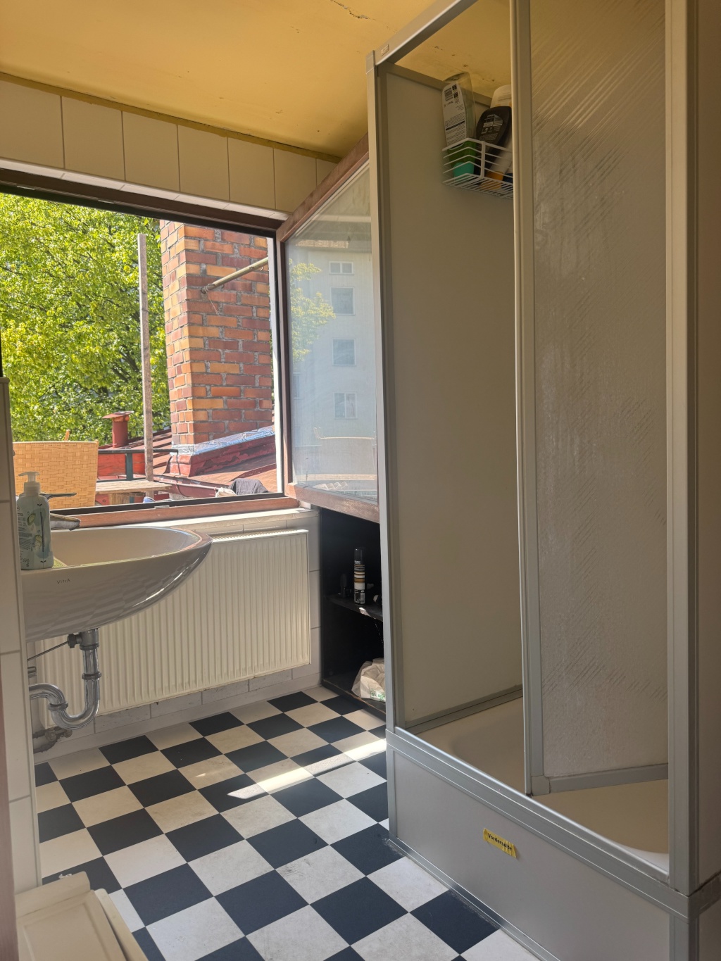 Habitación en WG Milbertshofen-Am Hart Milbertshofener Pl. 19 - Bad