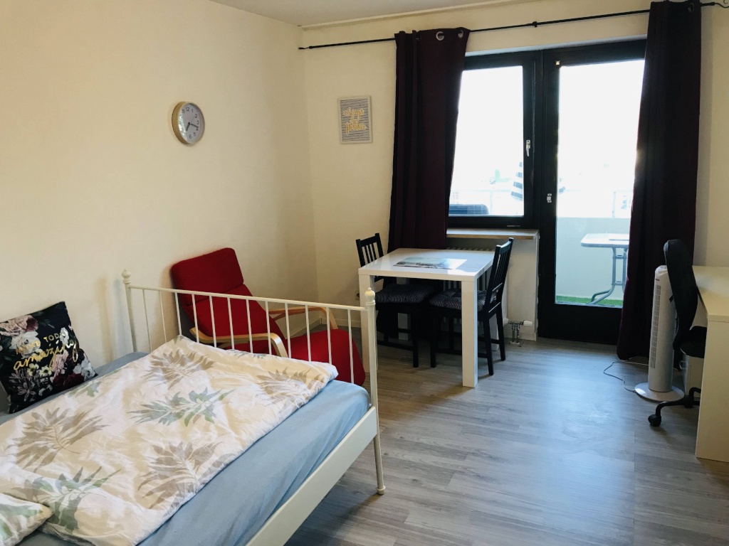 Passau Schönes 1 Zimmer Appartement Voll möbliert mit Balkon und seperater Küche - Neu renoviert - Zentrale Lage – Spitalhofstr 73, 94032 Passau Haidenhof-Nord – Vorschaubild 5