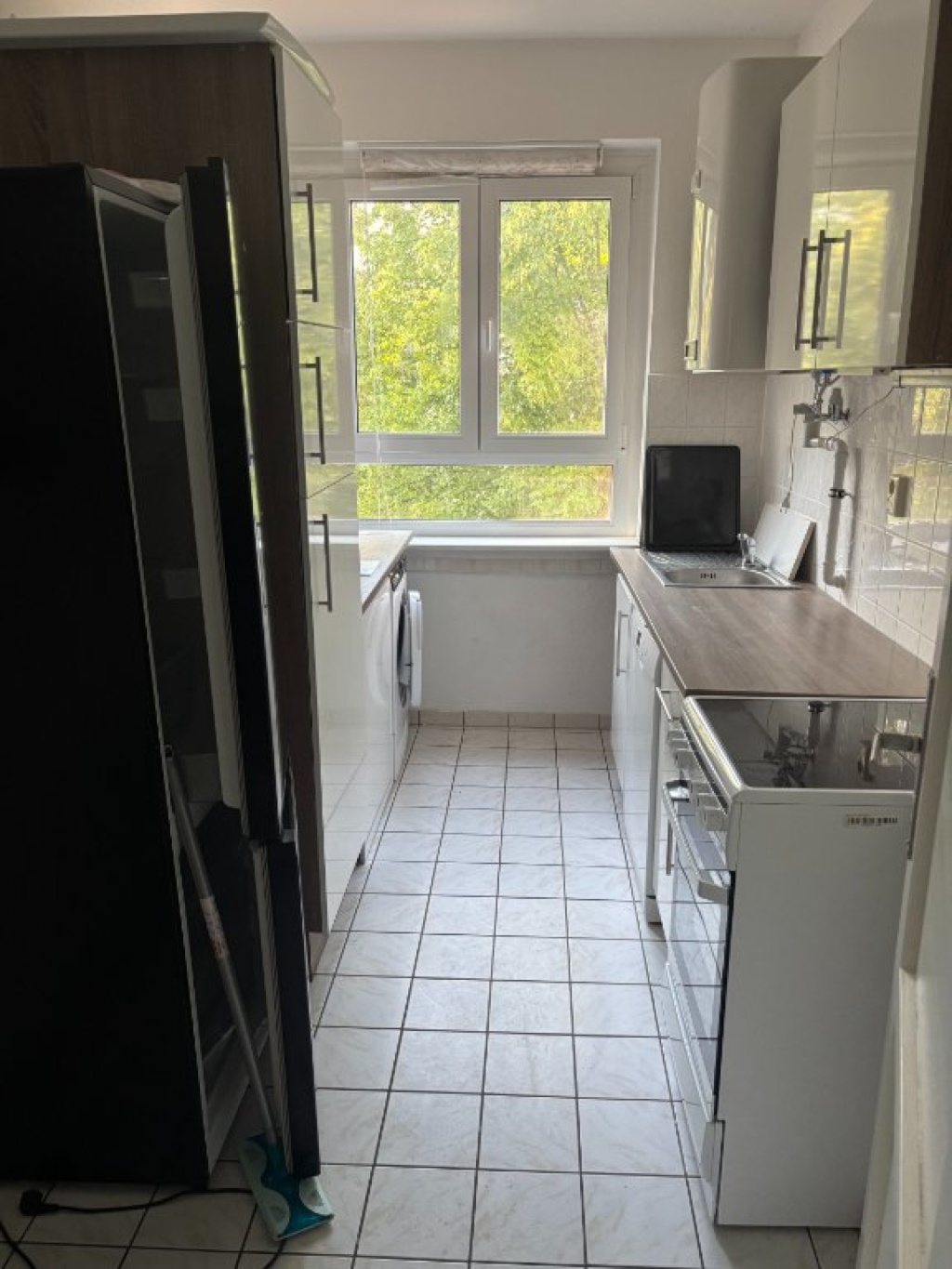 BR47M04 - BERLIN TEGEL: moderne Wohnung - mit Anmeldung - 2 Zimmer, Balkon, möbliert – Brunowstr. 47, 13507 Berlin Tegel – Vorschaubild 12