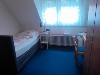 WG-Zimmer in Angermund