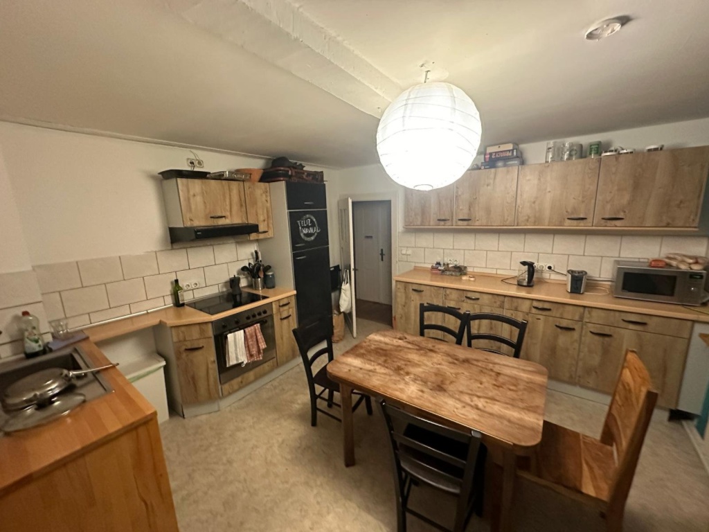 Habitación en WG Milbertshofen-Am Hart Milbertshofener Pl. 19 - Küche/Esszimmer