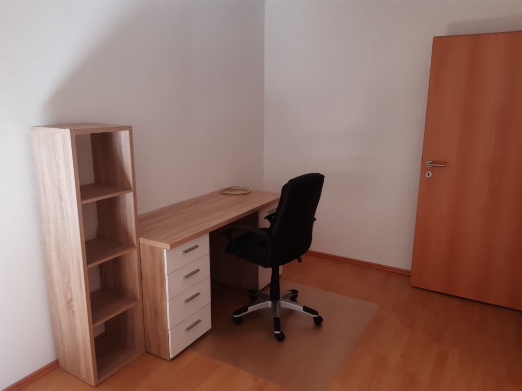 WG-Zimmer Ost Werderstraße 34 - Zimmer vom Fenster