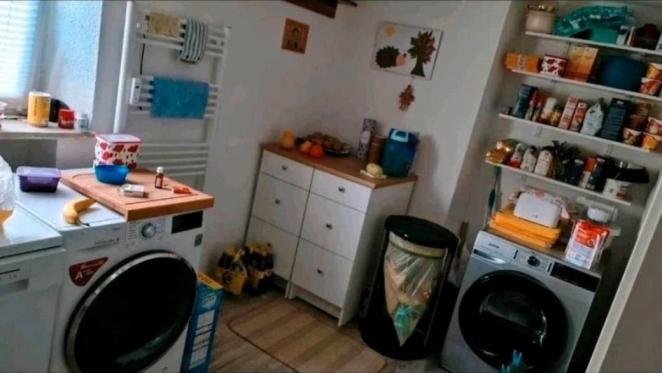 2 Zimmer Wohnung in Obertürkeim – Ebniseestraße 8, 70329 Stuttgart Obertürkheim – Vorschaubild 2