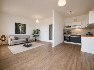 Ad image: Perfekt für 2er-/3er-WG | Balkon | Einbauküche | 660 € warm