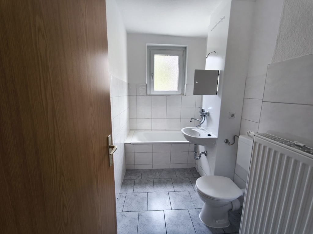 Wohnung Merseburg Straße des Friedens 111 - Badezimmer