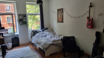 Anzeigenbild: 18qm in entspannter WG und ab Januar die komplette 3-Zimmer Wohnung ganz für dich