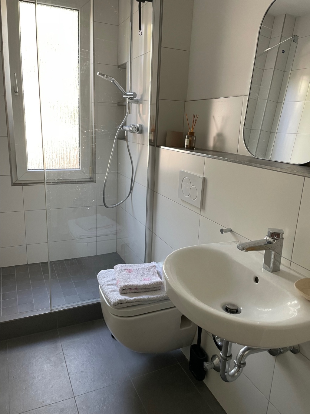 Kleine Wohnung in Köln Lindenthal – Maarweg, 50933 Köln Braunsfeld – Vorschaubild 3