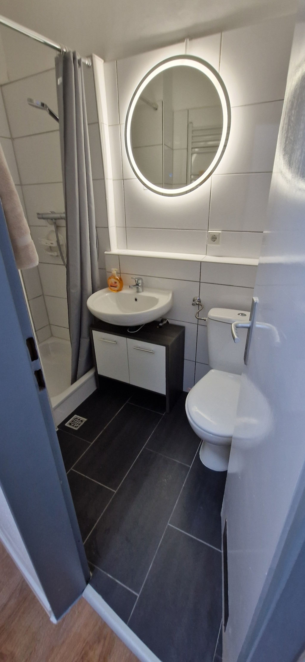 Apartment - Zentral in der Mainzer Altstadt - "Wohnen auf Zeit" – Hintere Christofsgasse 5, 55116 Mainz Altstadt – Vorschaubild 2