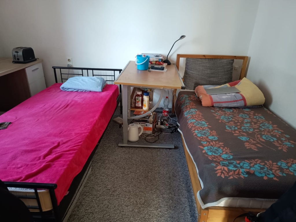 WG-Zimmer Bruck Am Brucker Bahnhof 21 - Bild 2