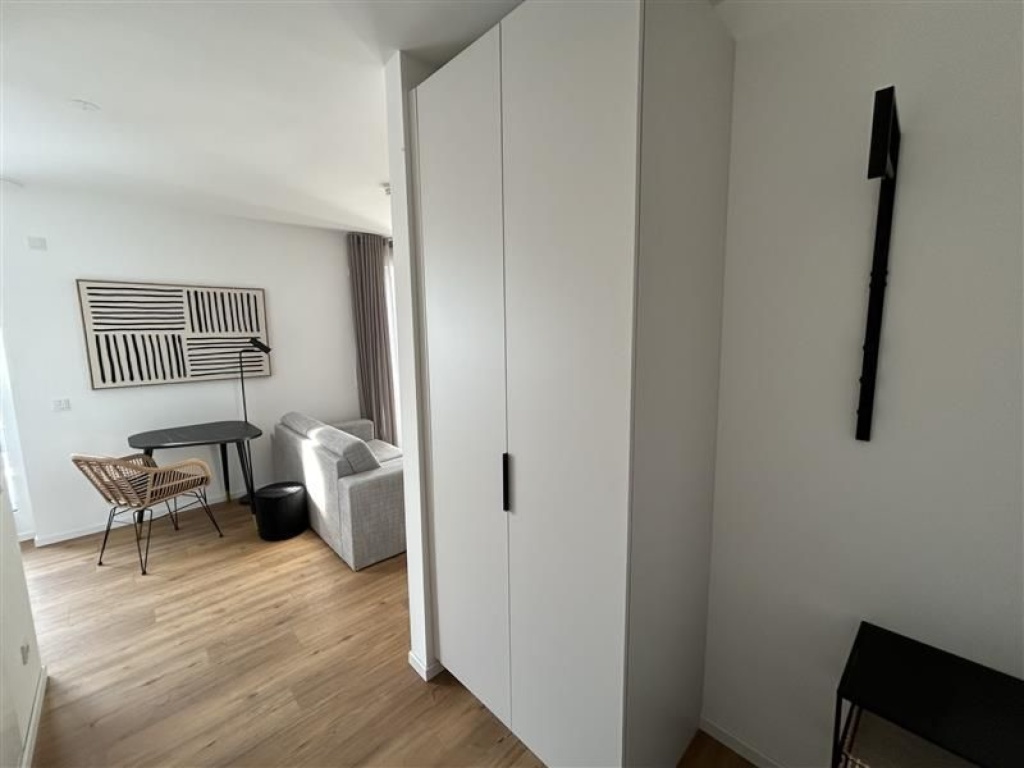 Verfügbar ab sofort! Großes Studio-Apartment mit Vollausstattung zum Erstbezug! – Beckumer Straße 17, 13507 Berlin – Vorschaubild 2