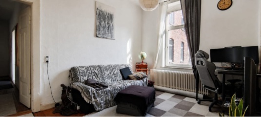Ad image: 2er WG sucht Nachmieter/in für 4-Zimmer-Altbauwohnung