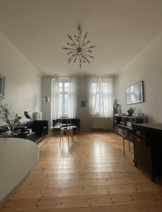 Zwischenmiete / Sublet August Helle 3-Zimmer Wohnung - 01.8.- 23.8 — photo 1