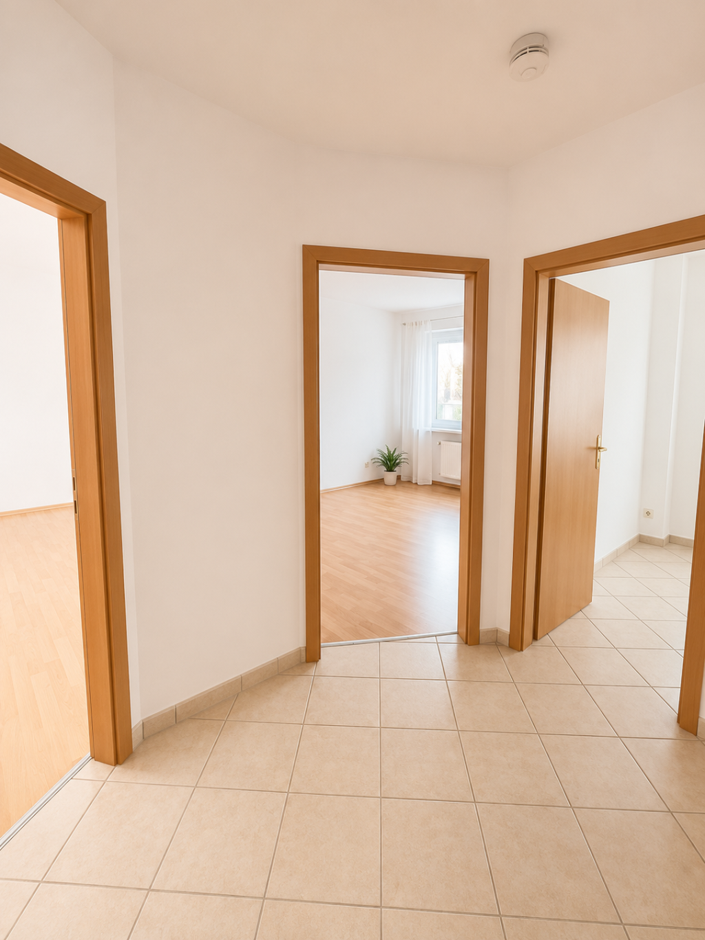 Perfekt für 2er-WG | Zwei separat begehbare Zimmer | Balkon – Herweghstraße 25, 39114 Magdeburg Cracau – Vorschaubild 6
