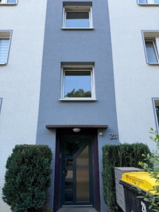 Anzeigenbild: Zweizimmerwohnung im Dachgeschoss in ruhiger und zentraler Lage