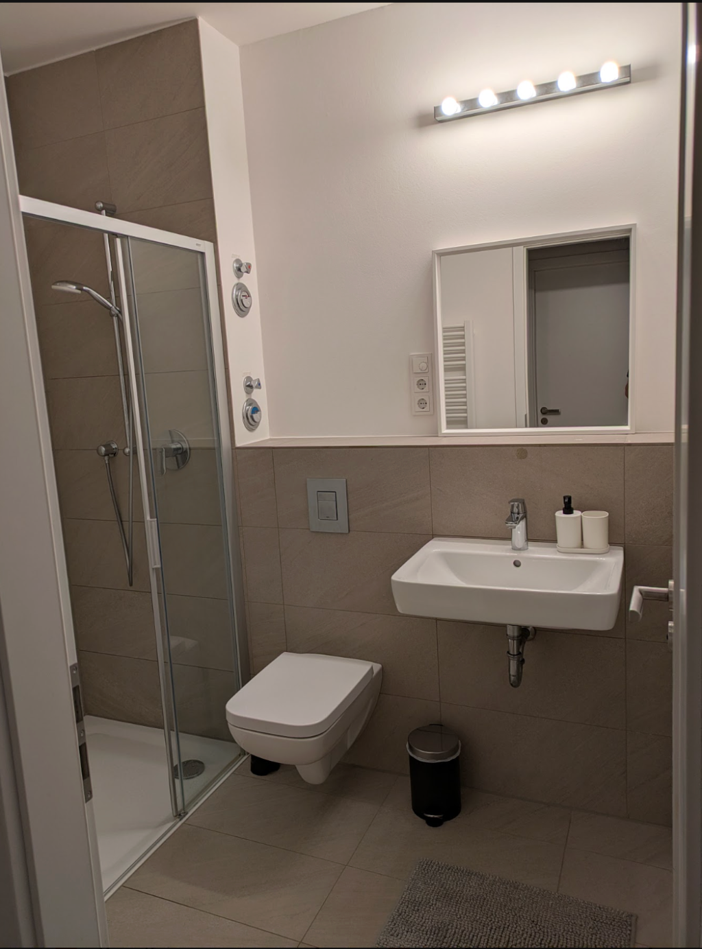 Lichtdurchflutete 2-Zimmer-Neubauwohnung in der Speicherstadt – Top Anbindung nach Berlin! – An der Kornmühle 12, 14473 Potsdam Templiner Vorstadt – Vorschaubild 7