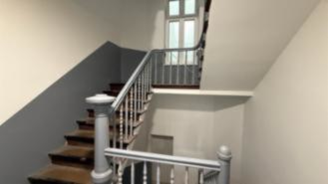WG-Zimmer Harburg Reeseberg 70 - Treppenhaus