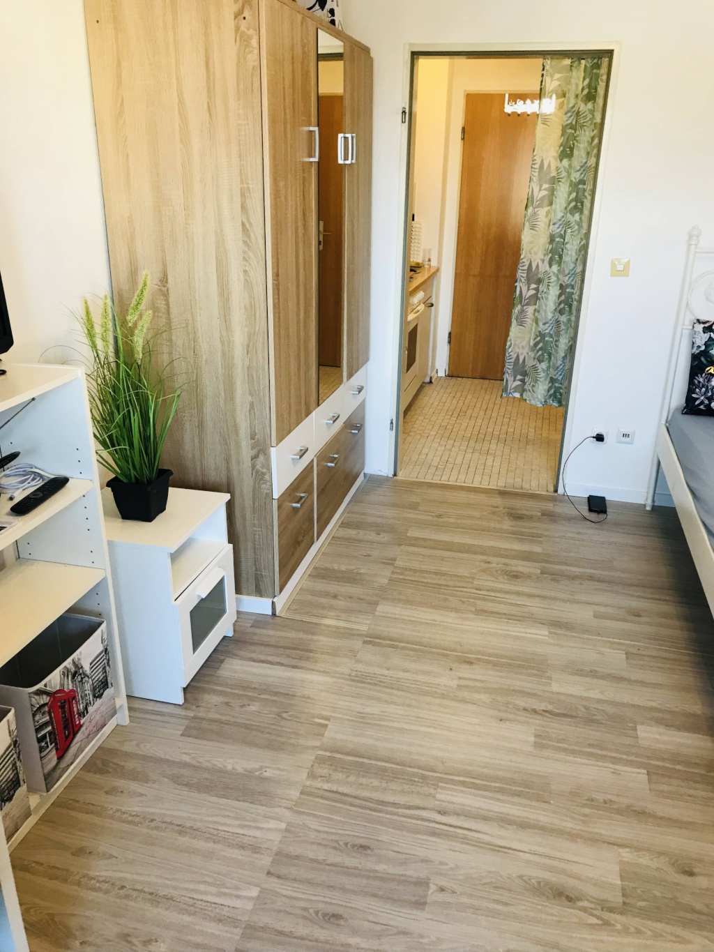 Passau Schönes 1 Zimmer Appartement Voll möbliert mit Balkon und seperater Küche - Neu renoviert - Zentrale Lage – Spitalhofstr 73, 94032 Passau Haidenhof-Nord – Vorschaubild 10