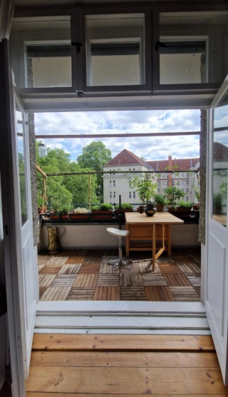 Ruhige, sonnige und verkehrsgünstig gelegene Wohnung (Prenzlauer Berg Nord) ab 18.07. für mind. 2 Wochen — photo 1