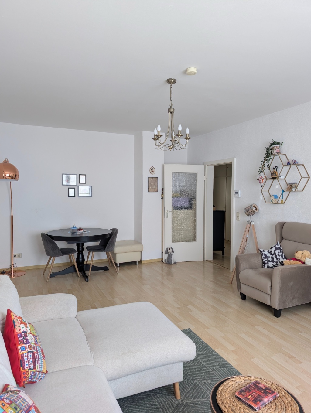 3 zimmer wohnung, WG geeignet – Johannesstraße 97, 70176 Stuttgart West – Vorschaubild 2