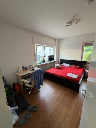 Imagen del anuncio: Helles WG-Zimmer nahe Bosch Reutlingen in ruhiger Lage